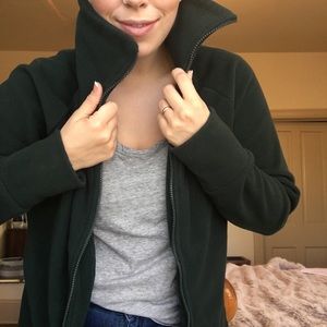 🌿NWOT Calvin Klein performance fleece zip up!
